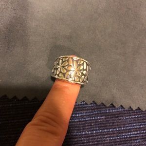 James Avery sterling silver Spring Flower ring